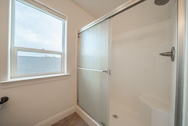 8180 Whispering Oaks Road, Redding, CA 96002