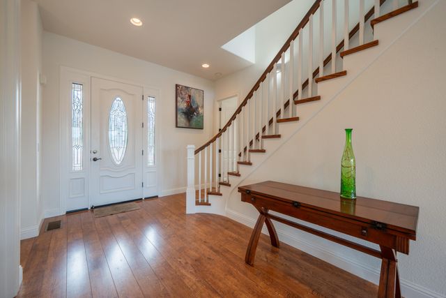 8180 Whispering Oaks Road, Redding, CA 96002