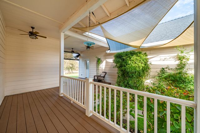 8180 Whispering Oaks Road, Redding, CA 96002