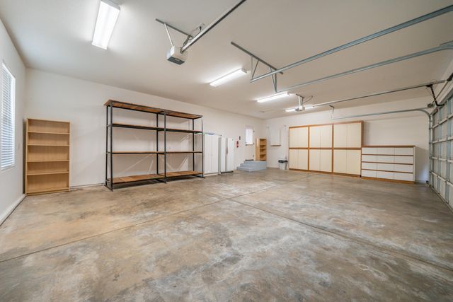 8180 Whispering Oaks Road, Redding, CA 96002