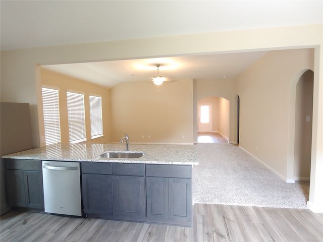 280 Moonstone Way, Princeton, TX 75407