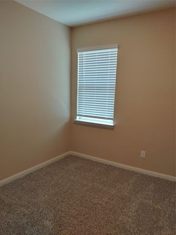 280 Moonstone Way, Princeton, TX 75407