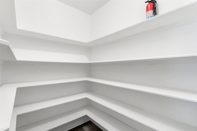 10122 Sageglow Drive, Houston, TX 77089