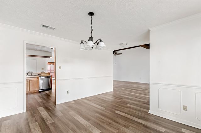 10122 Sageglow Drive, Houston, TX 77089