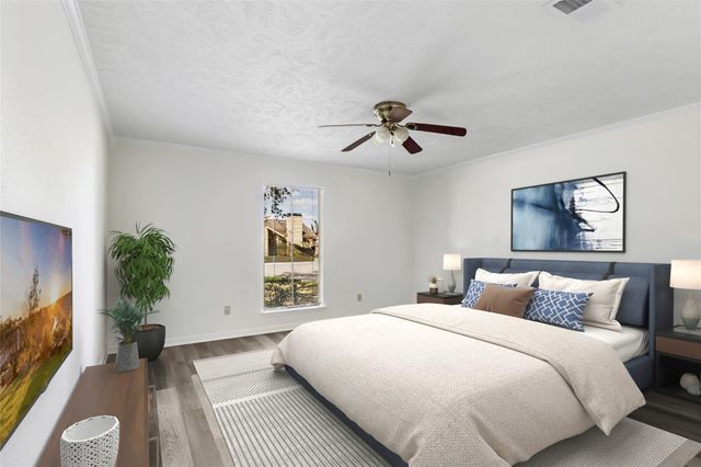 10122 Sageglow Drive, Houston, TX 77089