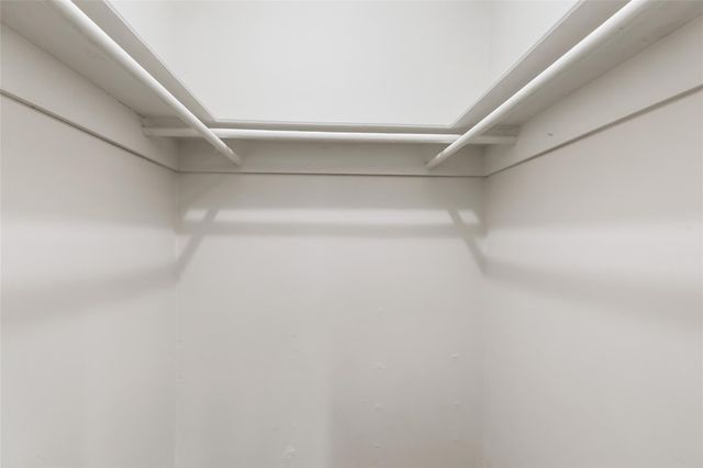 10122 Sageglow Drive, Houston, TX 77089