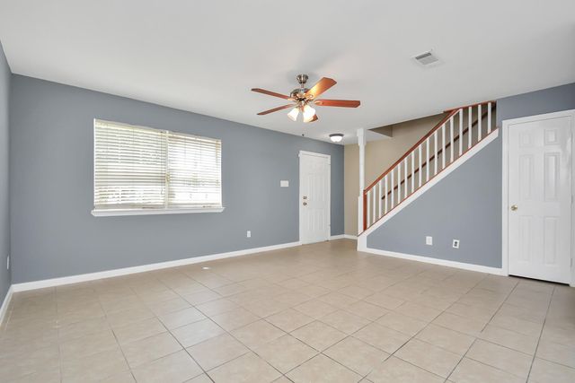 11899 Algonquin Drive 1, Houston, TX 77089