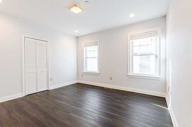 68 Line St 1, Somerville, MA 02143
