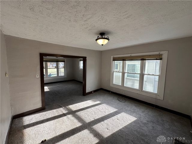 845 Osmond Avenue, Dayton, OH 45402