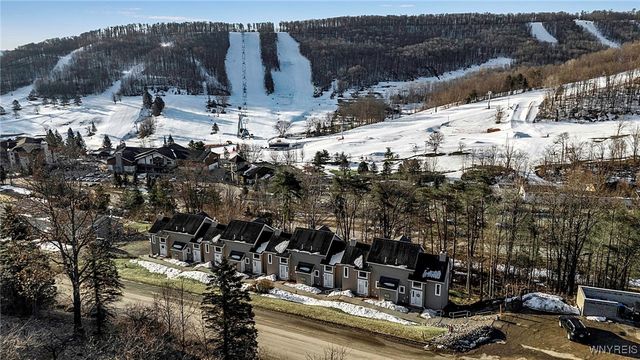 507 Deer Crossing Road 4-507, Ellicottville, NY 14731