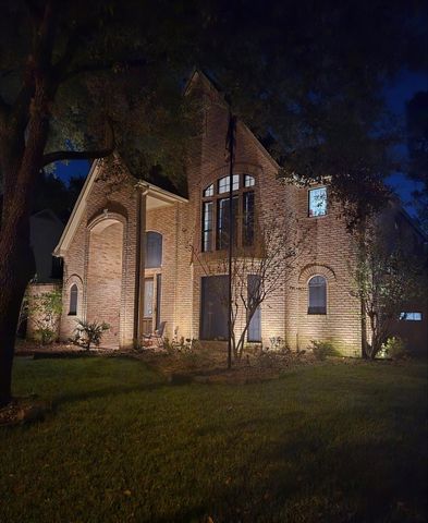 5823 Ashmere Ln, Spring, TX 77379