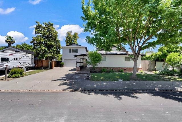 1220 Sonoma Ave, Modesto, CA 95355