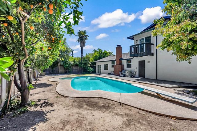 1220 Sonoma Ave, Modesto, CA 95355