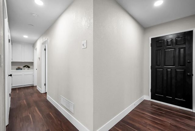 1220 Sonoma Ave, Modesto, CA 95355