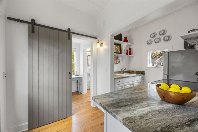 194 Route 6a, Yarmouth, MA 02675