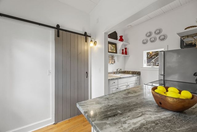 194 Route 6a, Yarmouth, MA 02675