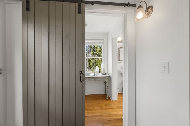 194 Route 6a, Yarmouth, MA 02675