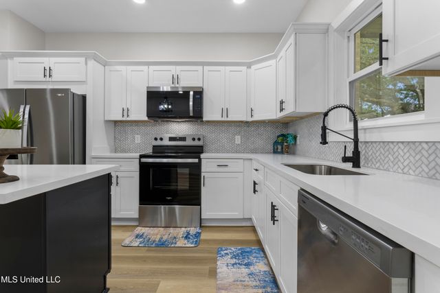 1457 Rue De Courmont, Gautier, MS 39553