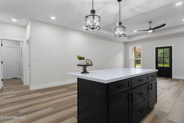 1457 Rue De Courmont, Gautier, MS 39553