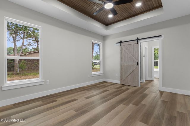 1457 Rue De Courmont, Gautier, MS 39553