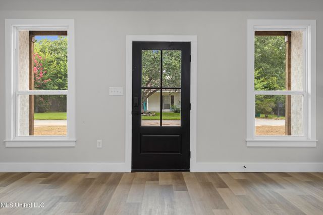 1457 Rue De Courmont, Gautier, MS 39553
