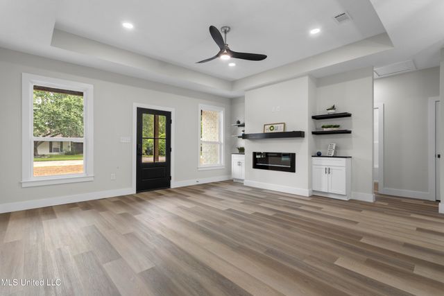 1457 Rue De Courmont, Gautier, MS 39553