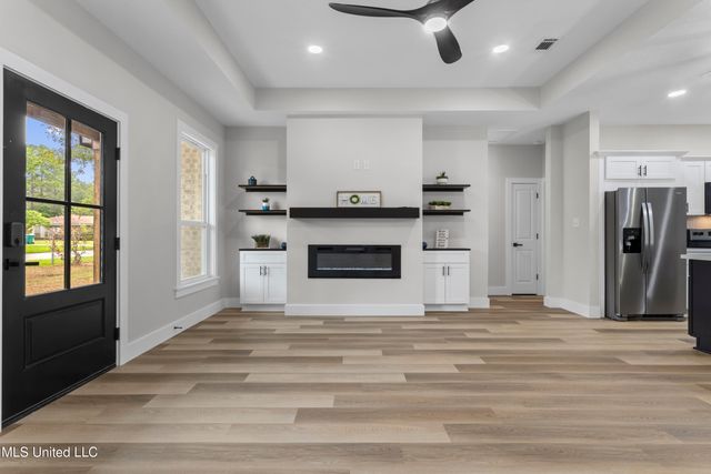 1457 Rue De Courmont, Gautier, MS 39553