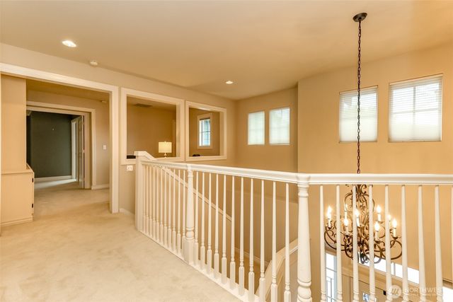 1847 Pointe Woodworth Drive NE, Tacoma, WA 98422
