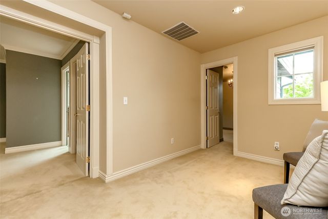 1847 Pointe Woodworth Drive NE, Tacoma, WA 98422