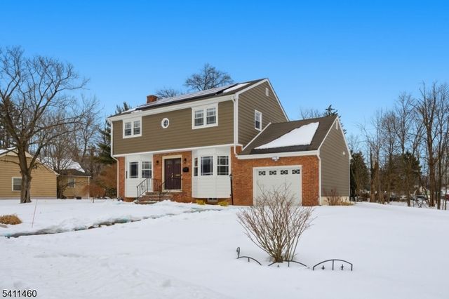 162 Mali Dr, North Plainfield Boro, NJ 07062