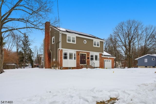 162 Mali Dr, North Plainfield Boro, NJ 07062
