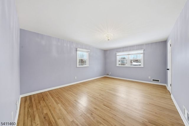 162 Mali Dr, North Plainfield Boro, NJ 07062