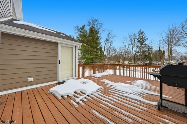 162 Mali Dr, North Plainfield Boro, NJ 07062