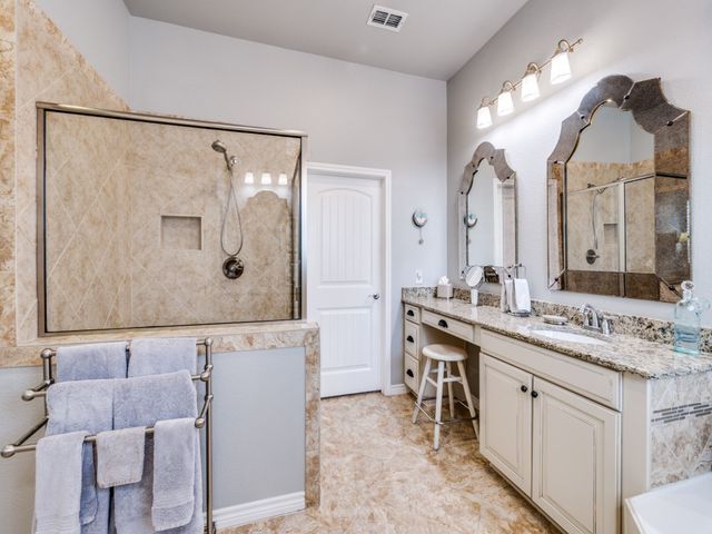 1220 Isabella Lane, Savannah, TX 76227