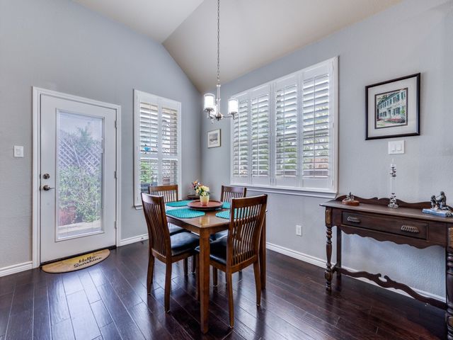 1220 Isabella Lane, Savannah, TX 76227