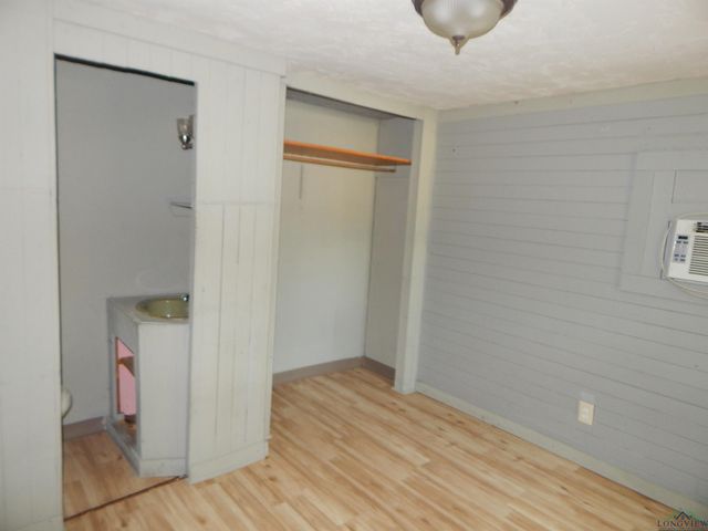 214 LAWRENCE ST., Gilmer, TX 75644