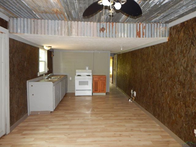 214 LAWRENCE ST., Gilmer, TX 75644