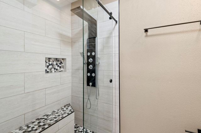 1818 Augusta Drive 13, Houston, TX 77057