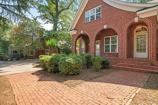 703 W Walnut Avenue, Dalton, GA 30720