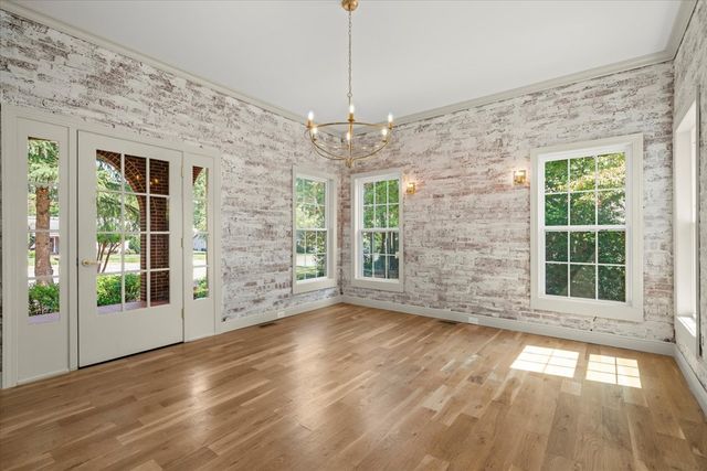 703 W Walnut Avenue, Dalton, GA 30720