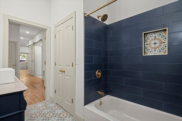 703 W Walnut Avenue, Dalton, GA 30720