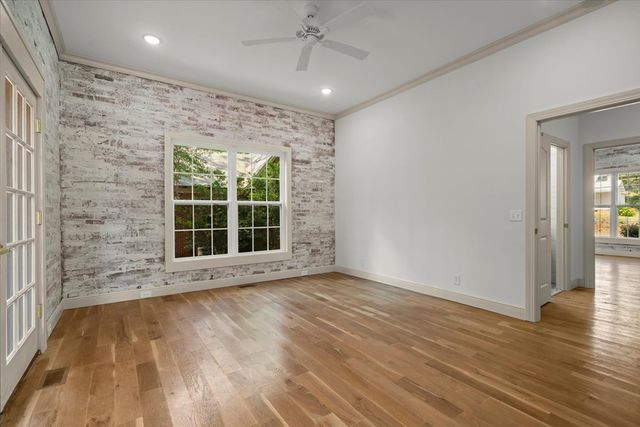 703 W Walnut Avenue, Dalton, GA 30720