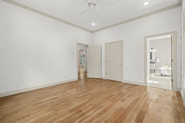 703 W Walnut Avenue, Dalton, GA 30720