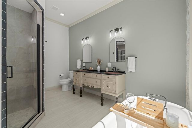 703 W Walnut Avenue, Dalton, GA 30720