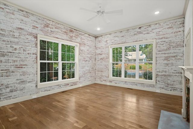 703 W Walnut Avenue, Dalton, GA 30720