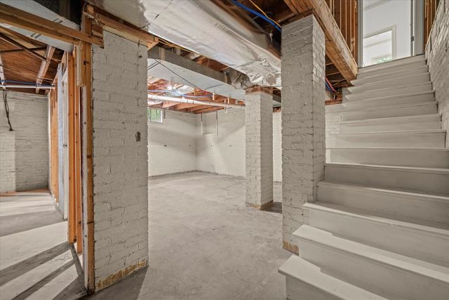 703 W Walnut Avenue, Dalton, GA 30720