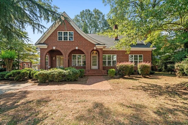 703 W Walnut Avenue, Dalton, GA 30720