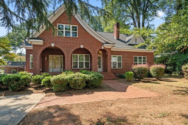 703 W Walnut Avenue, Dalton, GA 30720