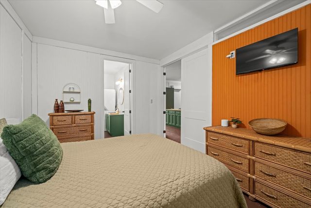 703 W Walnut Avenue, Dalton, GA 30720