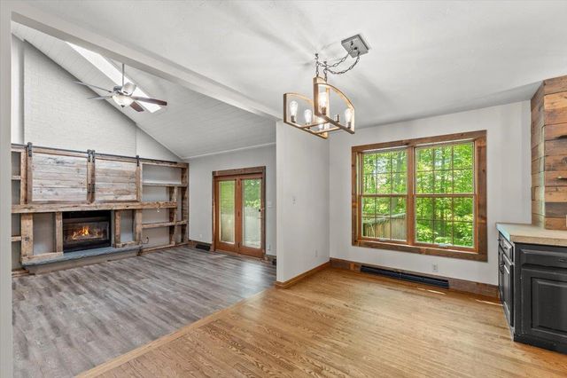 2752 WOODLAND HILLS COURT, Green Bay, WI 54311